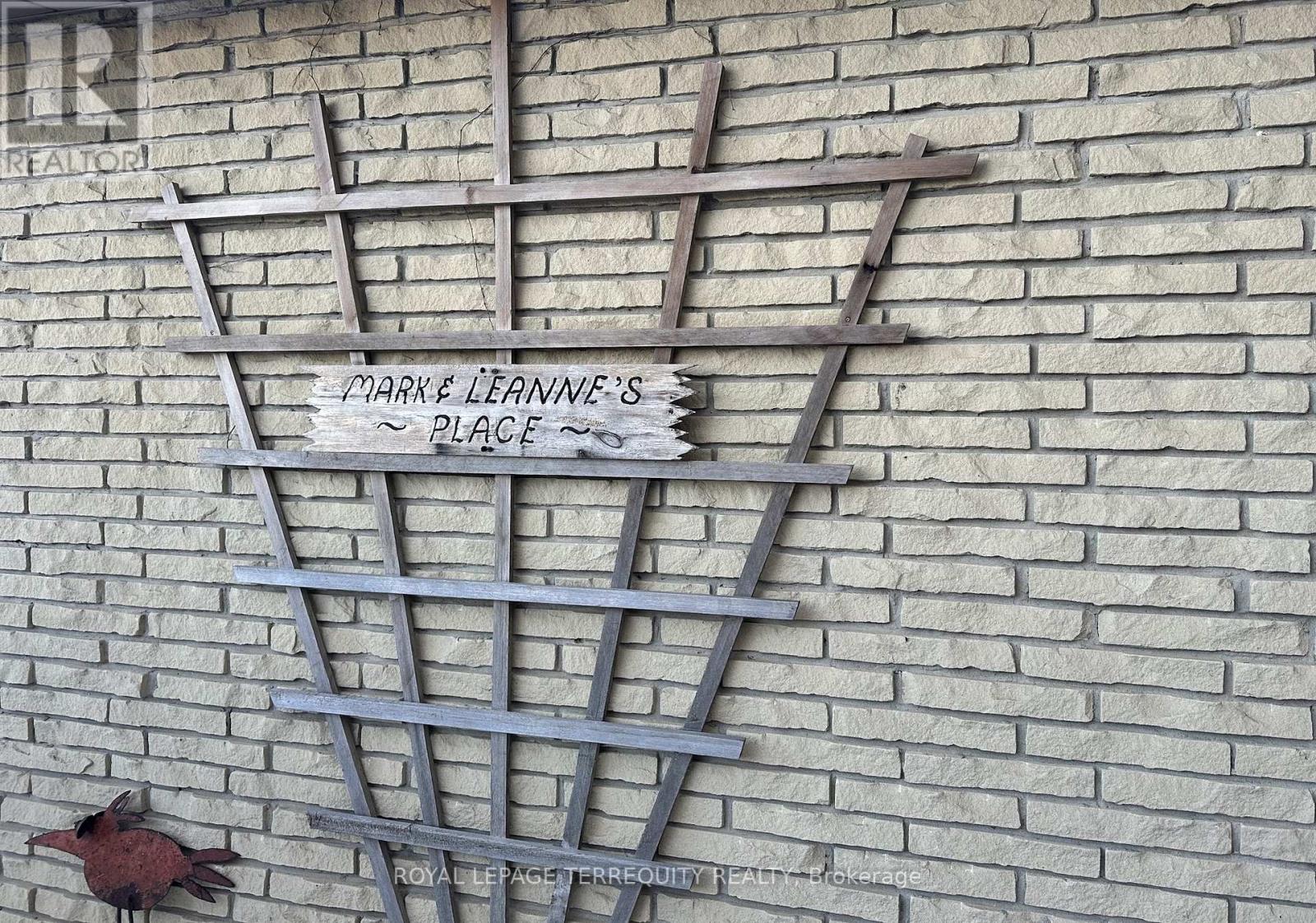 527 Carmello Court, Pickering, Ontario  L1W 2Z4 - Photo 6 - E12635998