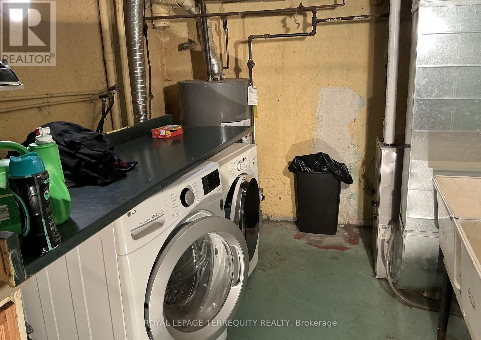 527 Carmello Court, Pickering, Ontario  L1W 2Z4 - Photo 36 - E12635998