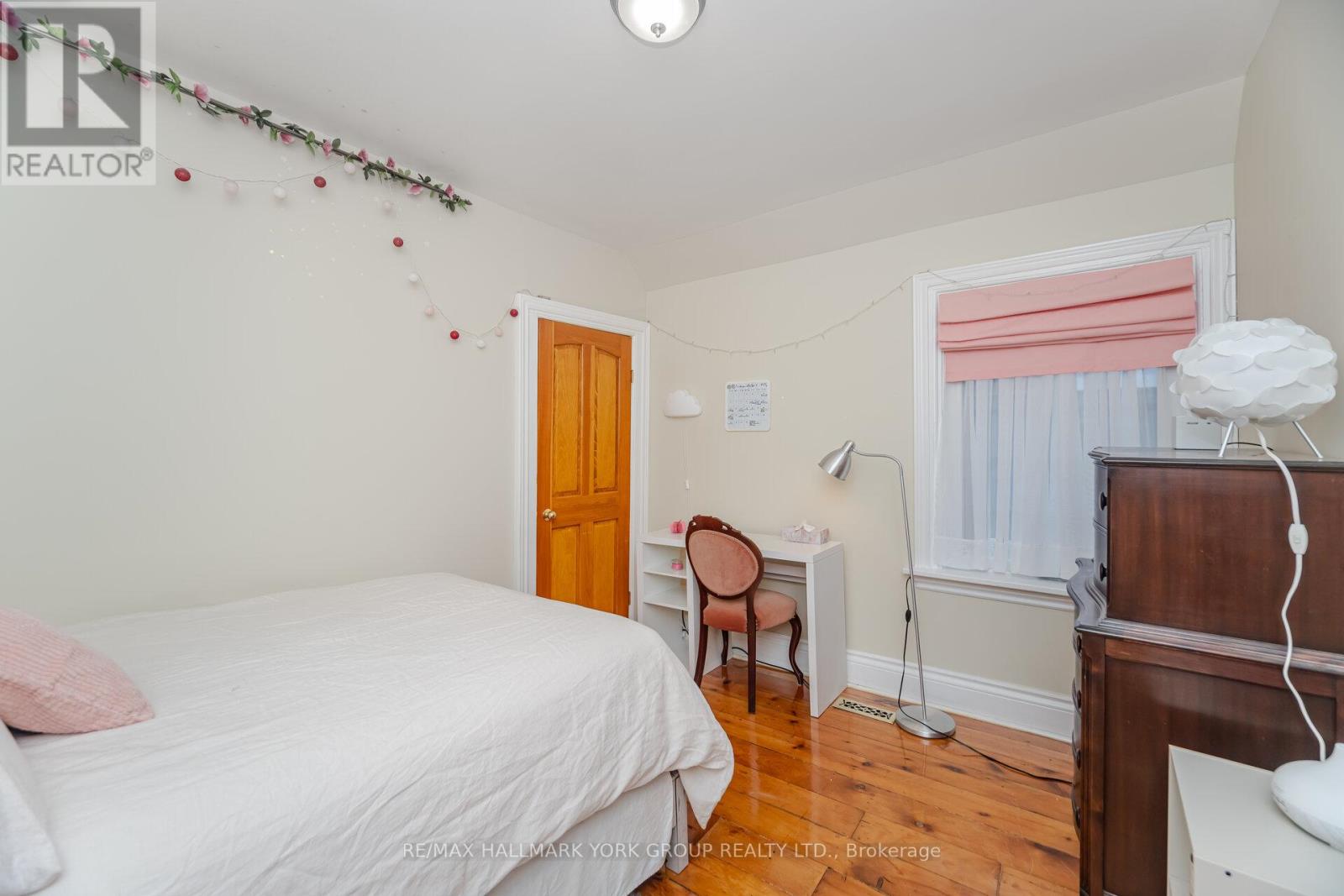 6 Church Street, King (Schomberg), Ontario L0G 1T0 - Photo 25 - N12430475