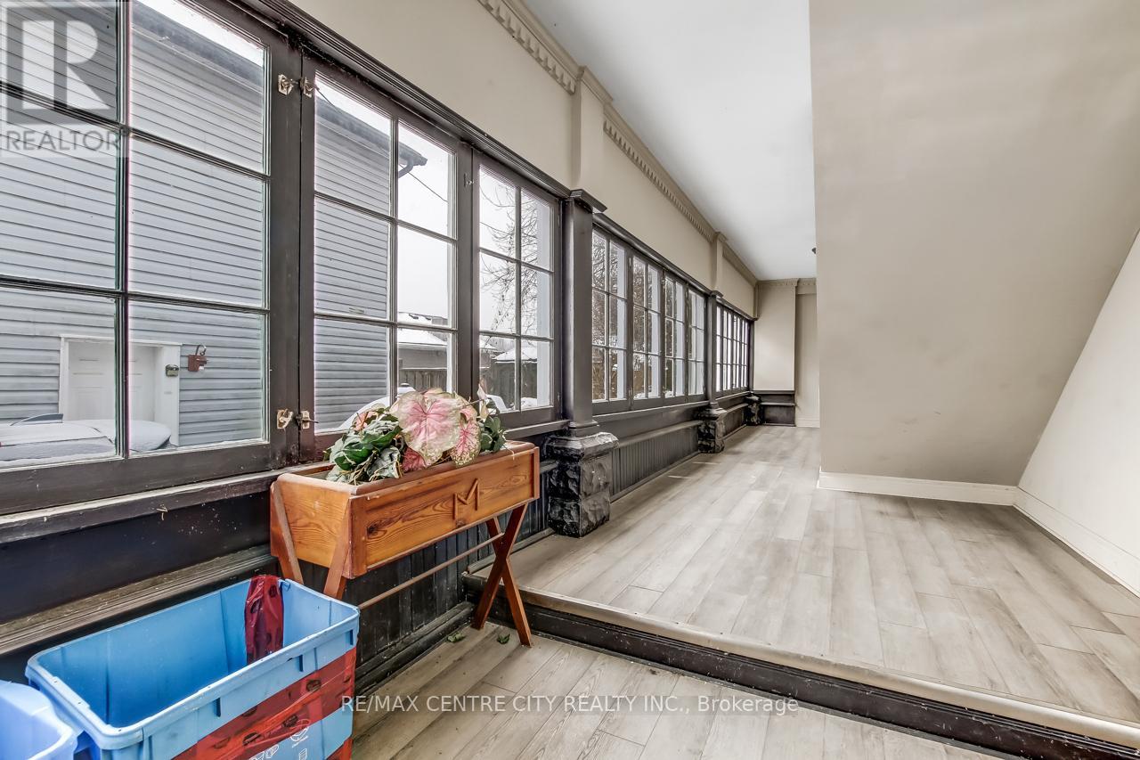 328 Erie Street, Central Elgin, Ontario  N5L 1E3 - Photo 2 - X12432834