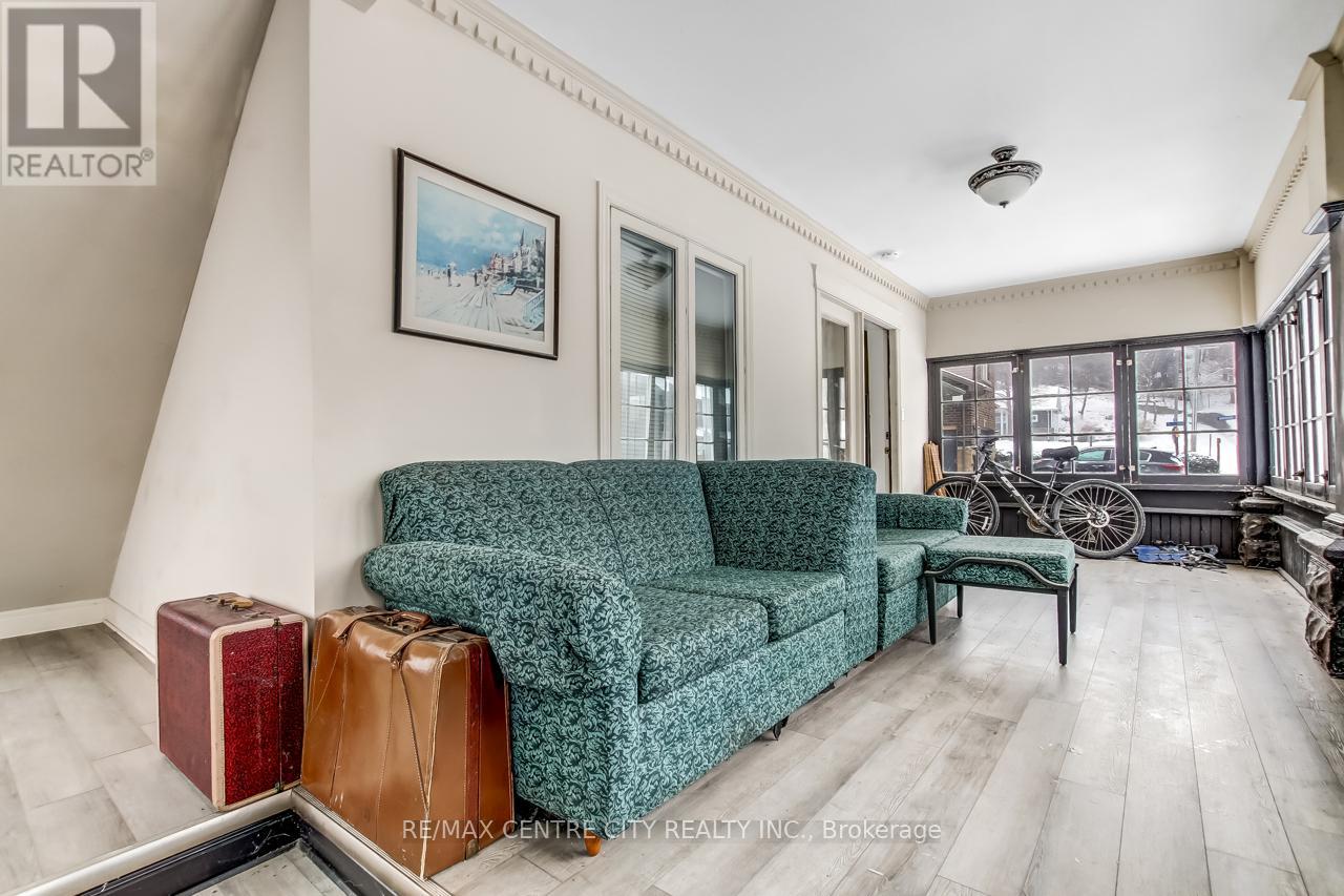 328 Erie Street, Central Elgin, Ontario  N5L 1E3 - Photo 3 - X12432834