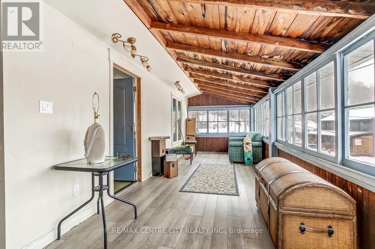 328 Erie Street, Central Elgin, Ontario  N5L 1E3 - Photo 7 - X12432834