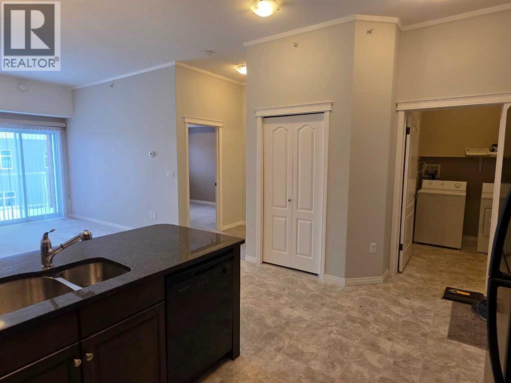 409, 2800 13 Avenue Se, Medicine Hat, Alberta T1A 3P9 - Photo 4 - A2273896