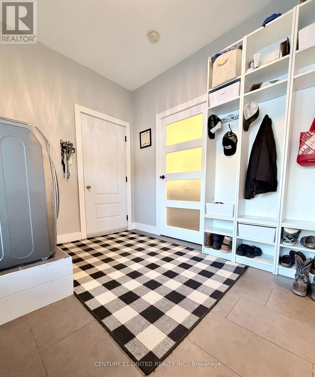 45 Kenedon Drive, Kawartha Lakes (Emily), Ontario  K0L 2W0 - Photo 37 - X12636448