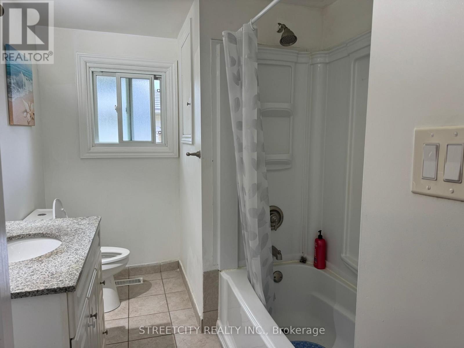 102 Paperbirch Crescent, London North, Ontario  N6G 1L7 - Photo 15 - X12636308