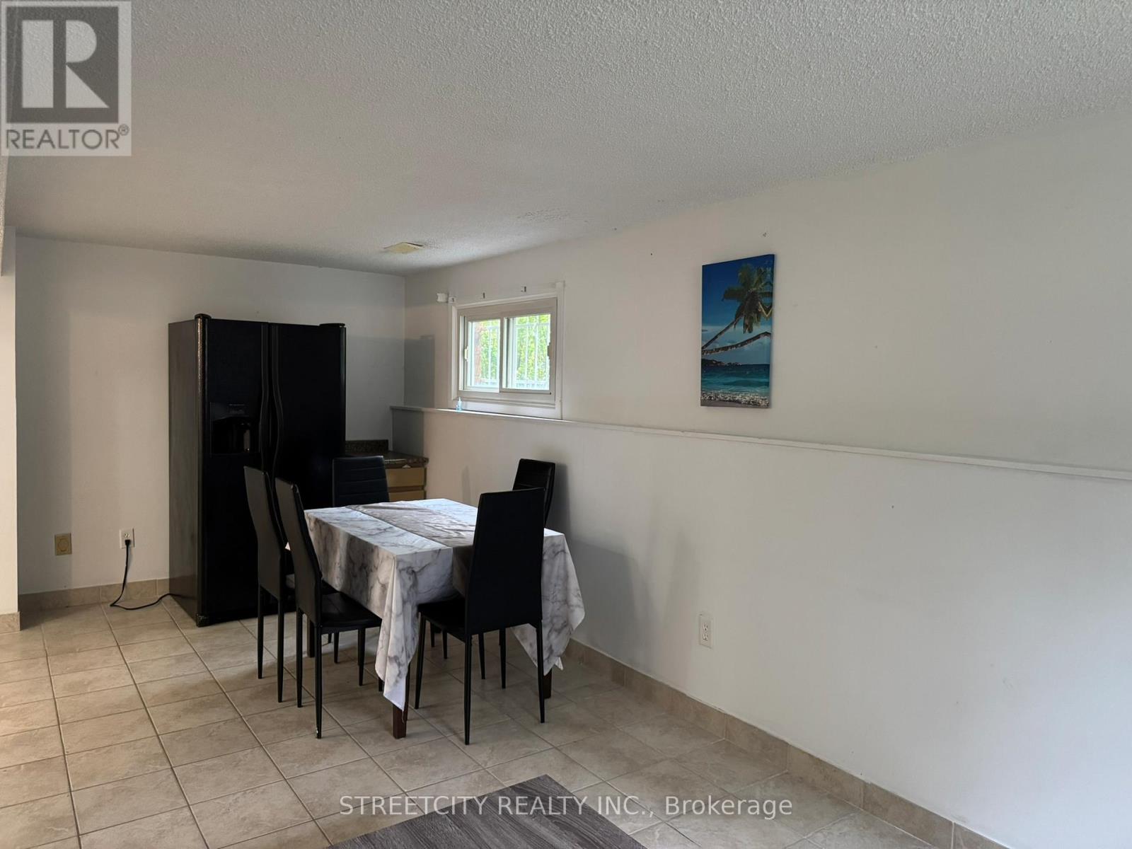 102 Paperbirch Crescent, London North, Ontario  N6G 1L7 - Photo 20 - X12636308