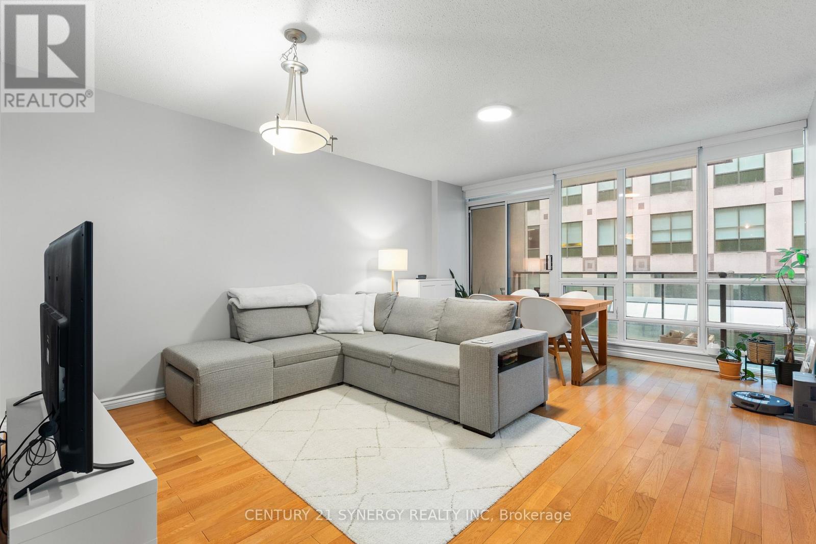 306 - 263 Wellington Street W, Toronto, Ontario M5V 3E6 - Photo 5 - C12636424