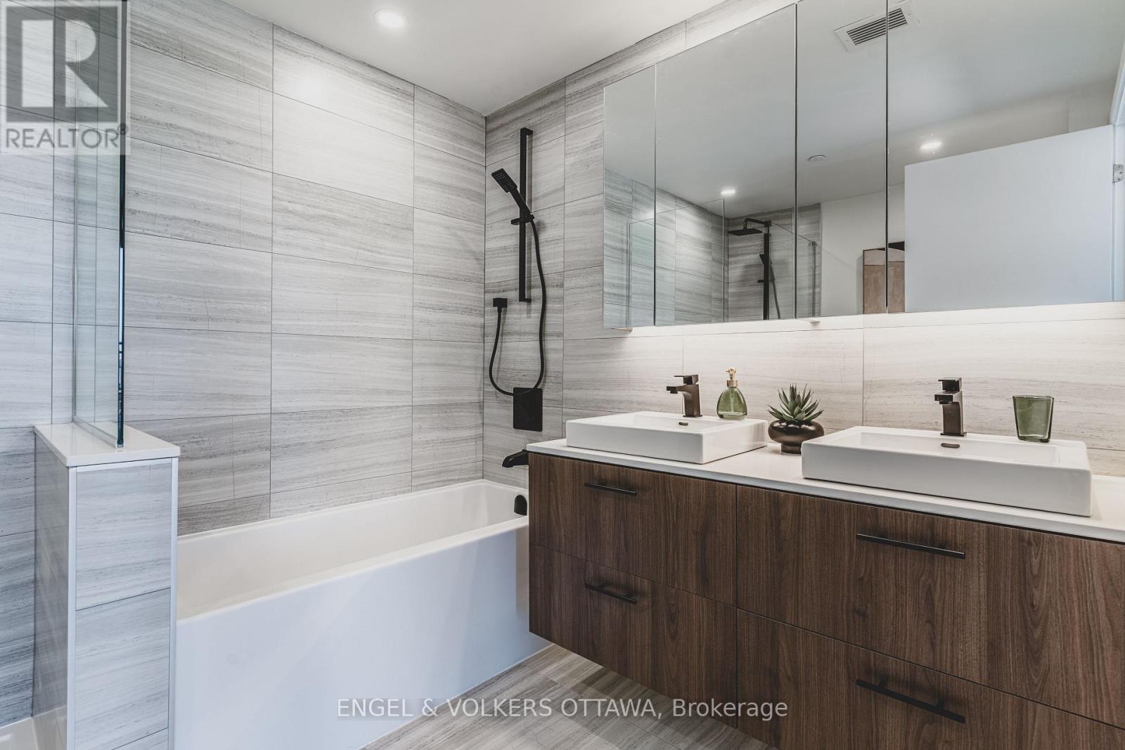 807 - 10 James Street, Ottawa, Ontario  K2P 1T2 - Photo 26 - X12636386