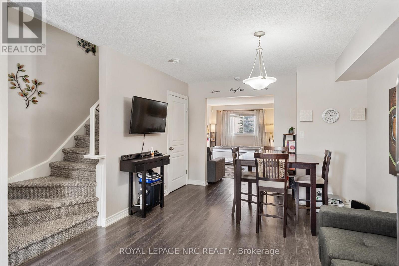 6 - 6118 Kelsey Crescent, Niagara Falls (Forestview), Ontario  L2H 0M6 - Photo 10 - X12636306