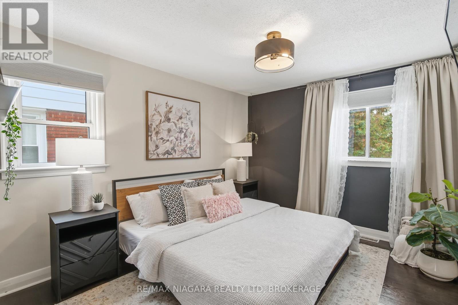 5928 Carman Street, Niagara Falls, Ontario  L2J 1S1 - Photo 23 - X12636350