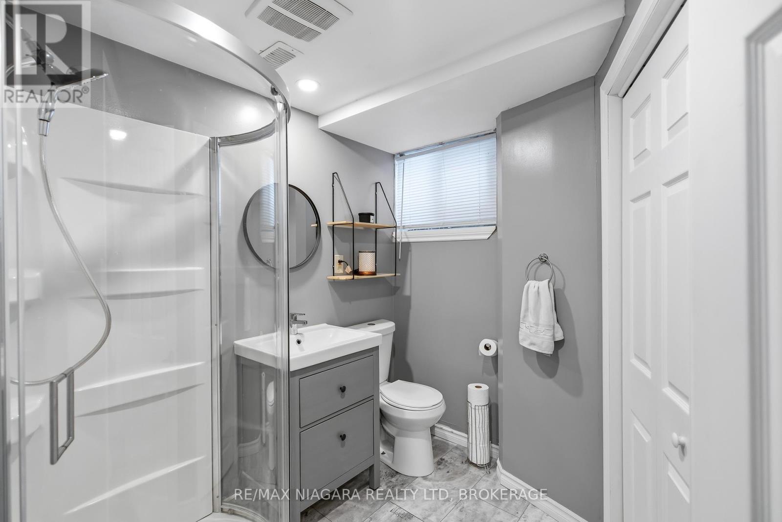 5928 Carman Street, Niagara Falls, Ontario  L2J 1S1 - Photo 30 - X12636350