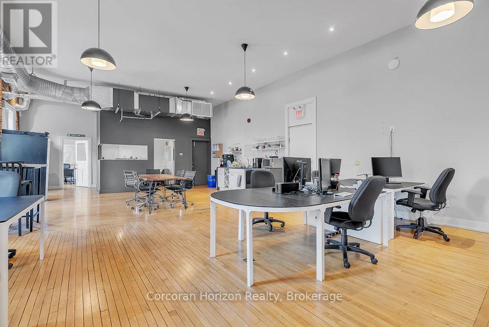 300 - 41 King William Street, Hamilton, Ontario  L8R 1A2 - Photo 15 - X12636336