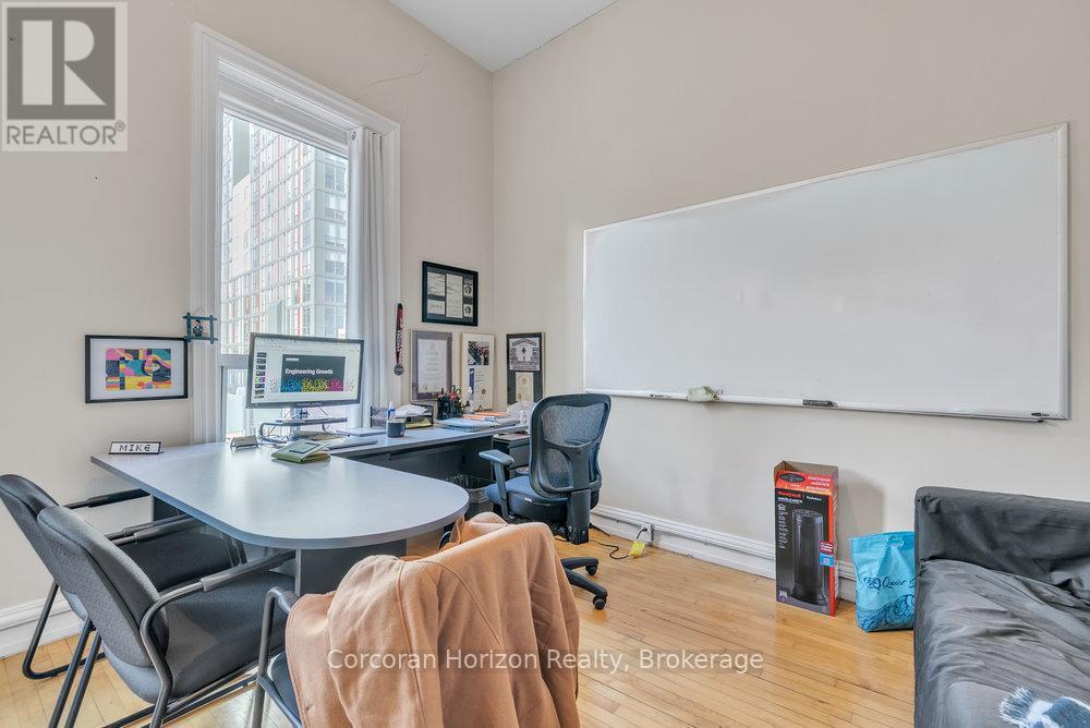 300 - 41 King William Street, Hamilton, Ontario  L8R 1A2 - Photo 23 - X12636336