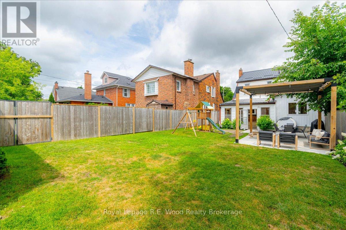 15 Mckenzie Street, Tillsonburg, Ontario  N4G 2E7 - Photo 34 - X12636370