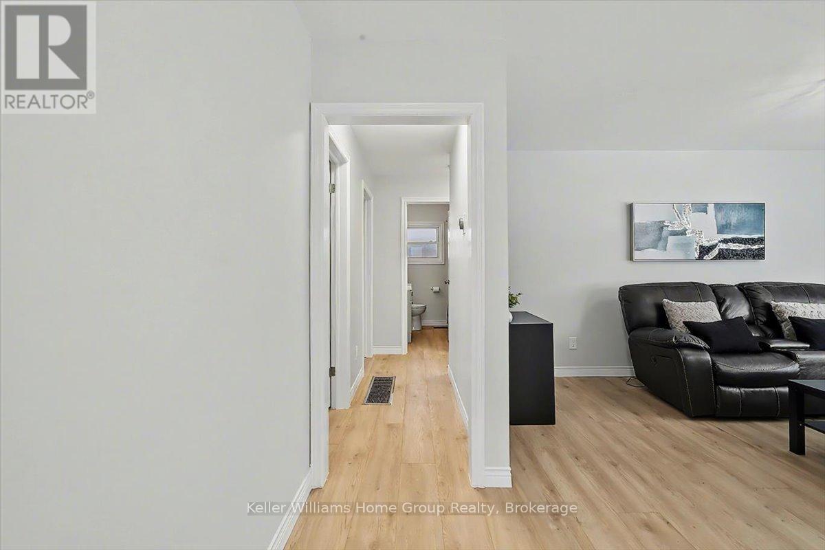 1520 Concession Road, Cambridge, Ontario N3H 4L9 - Photo 13 - X12636320