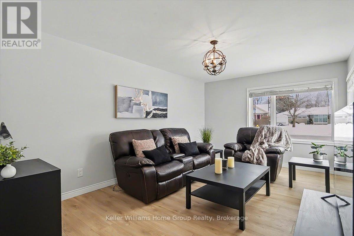 1520 Concession Road, Cambridge, Ontario N3H 4L9 - Photo 5 - X12636320