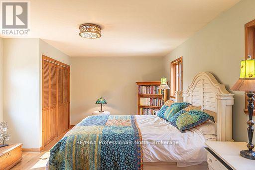 1110 Sedgwick Road, Minden Hills, Ontario K0M 2K0 - Photo 18 - X12636376