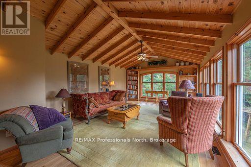 1110 Sedgwick Road, Minden Hills, Ontario K0M 2K0 - Photo 27 - X12636376