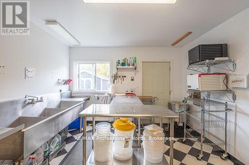 1110 Sedgwick Road, Minden Hills, Ontario K0M 2K0 - Photo 40 - X12636376