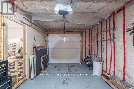 1110 Sedgwick Road, Minden Hills, Ontario K0M 2K0 - Photo 43 - X12636376