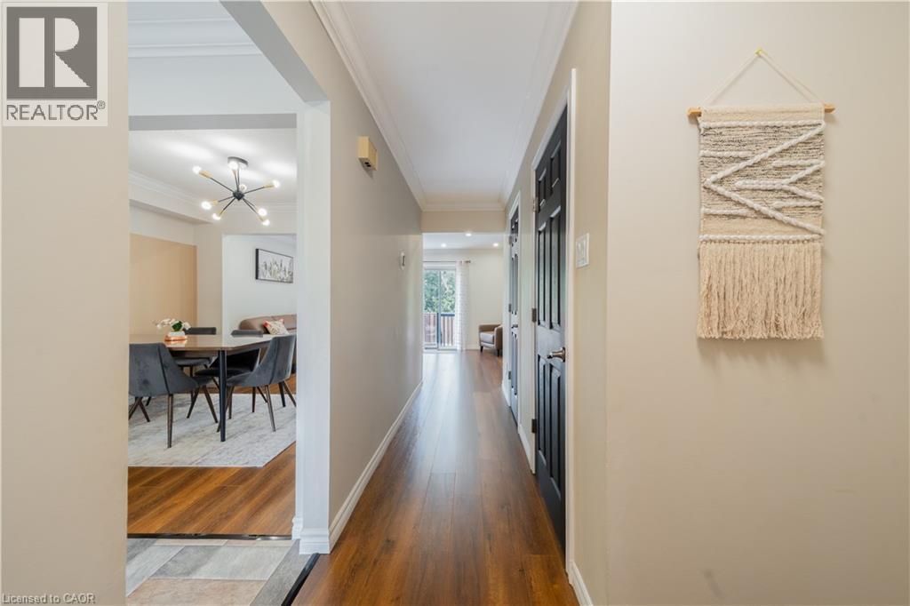 1548 Westminster Place, Burlington, Ontario  L7P 2B5 - Photo 6 - 40794126