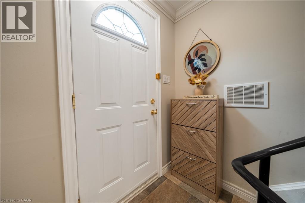 1548 Westminster Place, Burlington, Ontario  L7P 2B5 - Photo 5 - 40794126