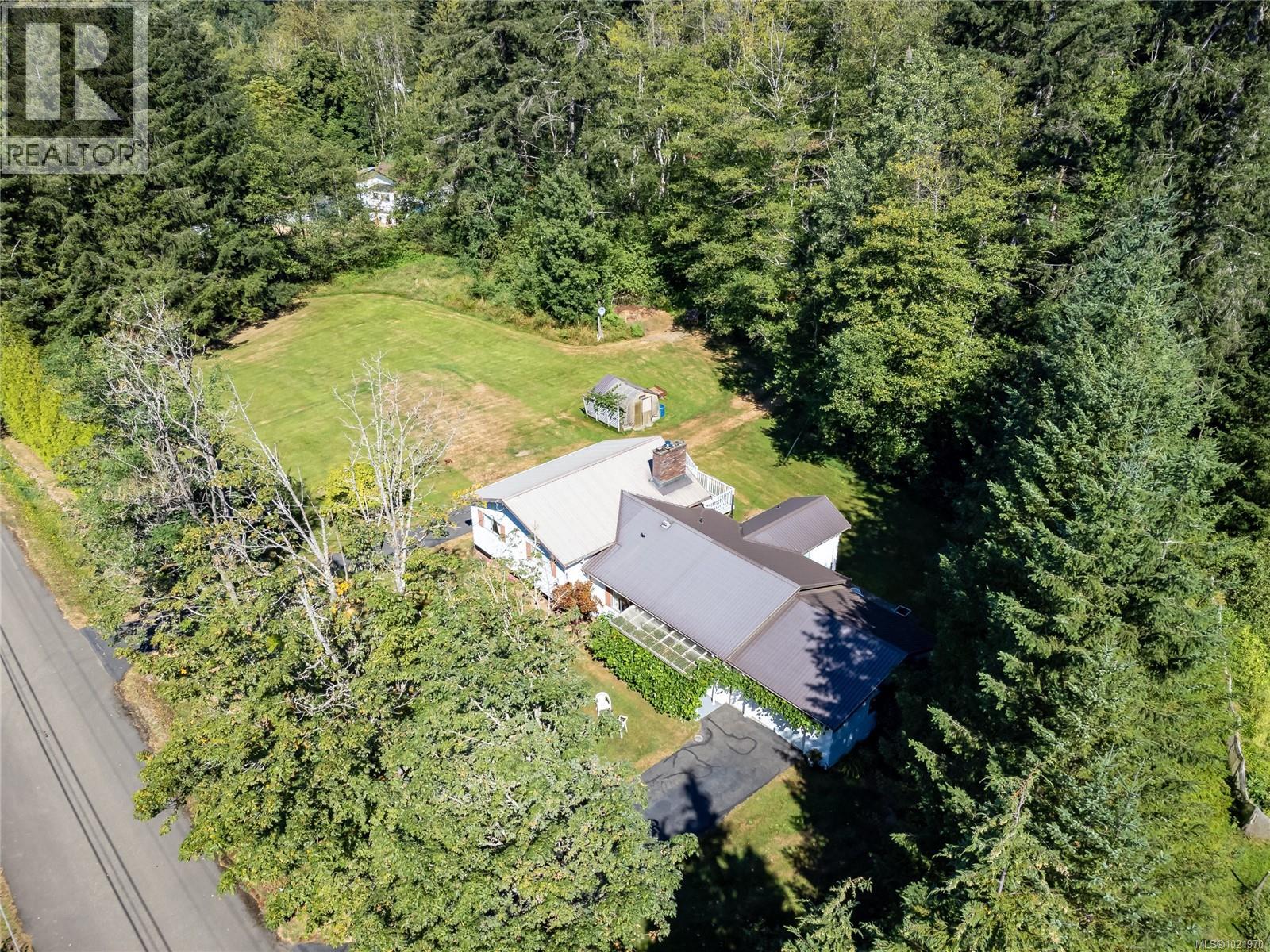 7602 Island Hwy N, Black Creek, British Columbia  V9J 1G3 - Photo 63 - 1021970