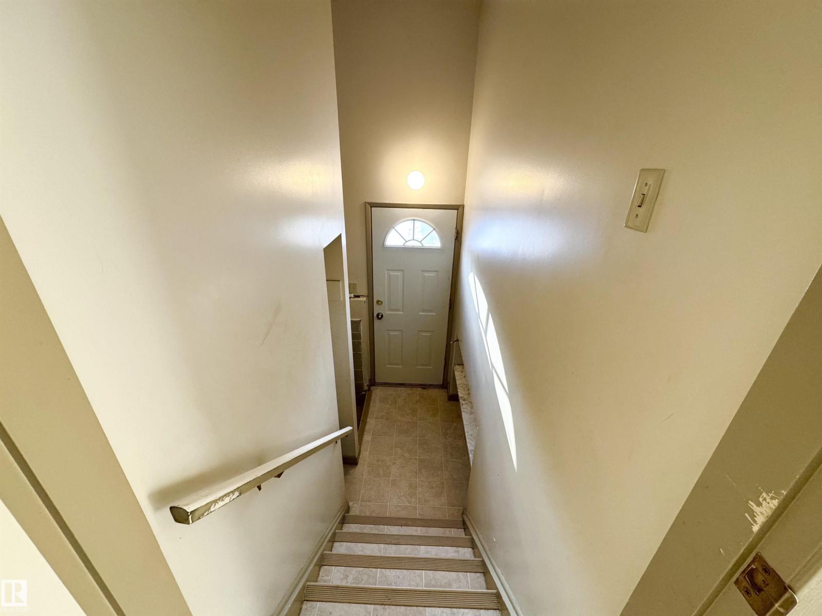 8507 35 Av Nw, Edmonton, Alberta  T6K 0C1 - Photo 12 - E4468217