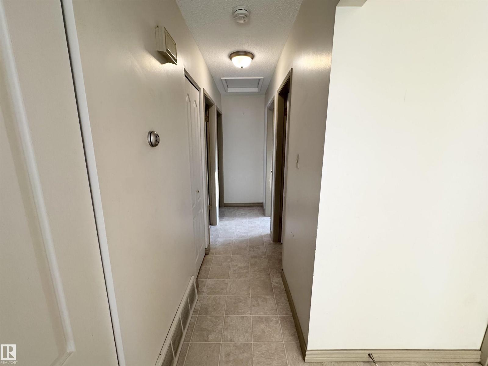 8507 35 Av Nw, Edmonton, Alberta  T6K 0C1 - Photo 6 - E4468217