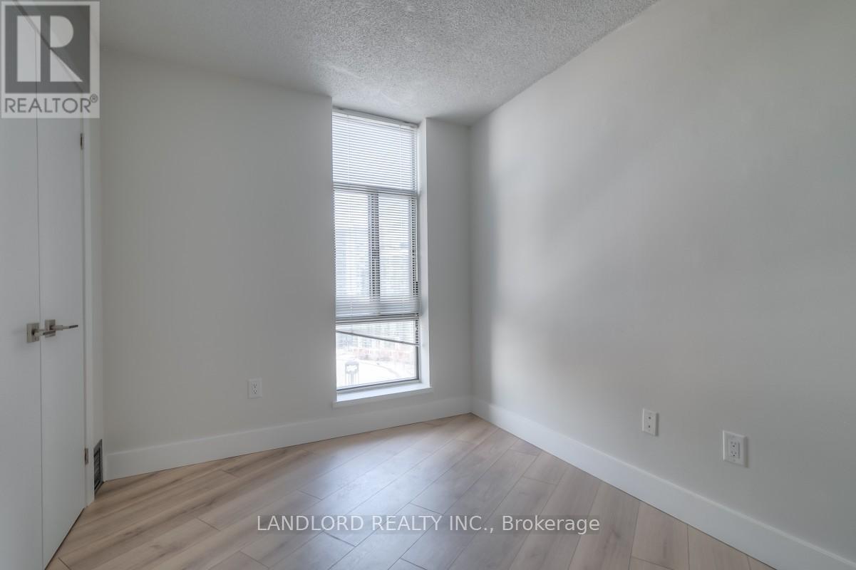 2306 - 270 Queens Quay W, Toronto, Ontario  M5J 2N4 - Photo 17 - C12636380
