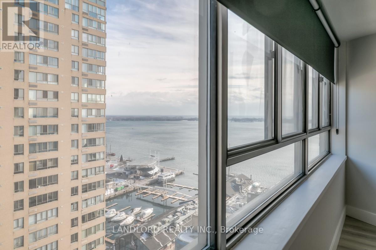 2306 - 270 Queens Quay W, Toronto, Ontario  M5J 2N4 - Photo 20 - C12636380