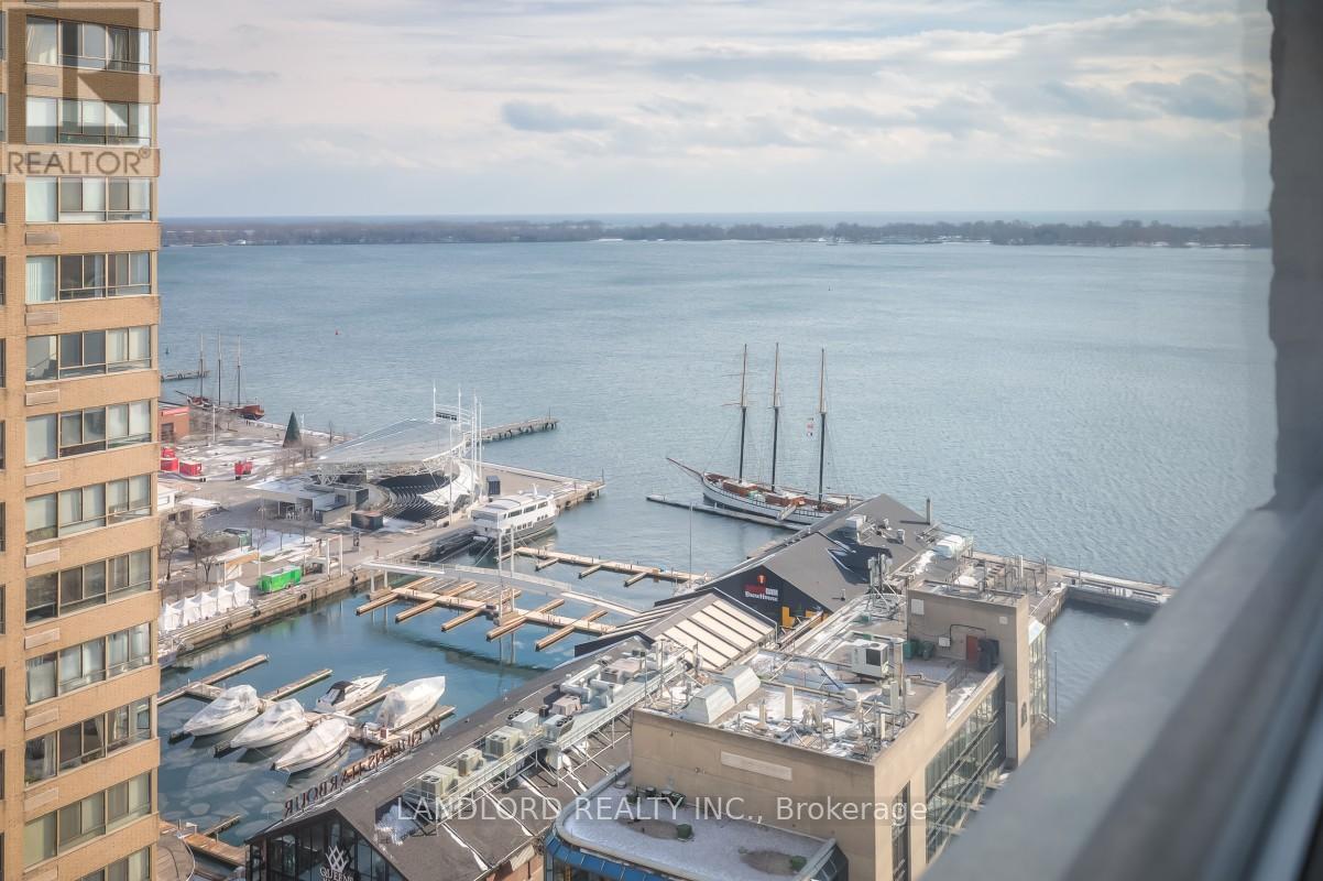 2306 - 270 Queens Quay W, Toronto, Ontario  M5J 2N4 - Photo 21 - C12636380