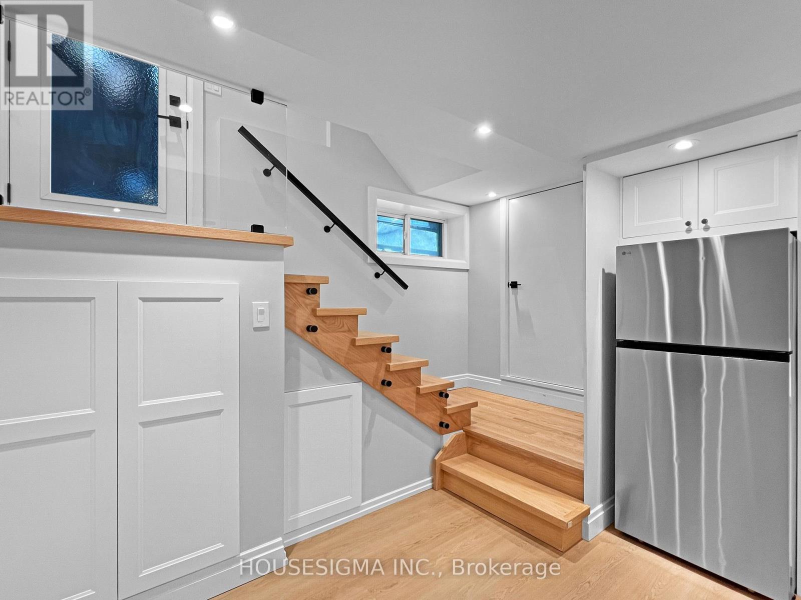 Bsmt - 42 Glenhurst Avenue, Toronto, Ontario  M6E 1E4 - Photo 12 - C12636394