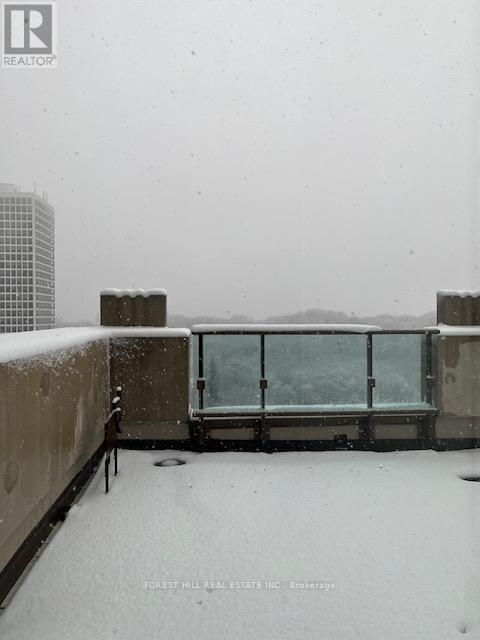 808 - 310 Tweedsmuir Avenue, Toronto, Ontario  M5P 2Y2 - Photo 4 - C12636404