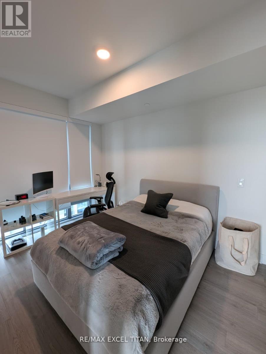 4102 - 8 Cumberland Street, Toronto, Ontario  M4W 0B6 - Photo 8 - C12636420