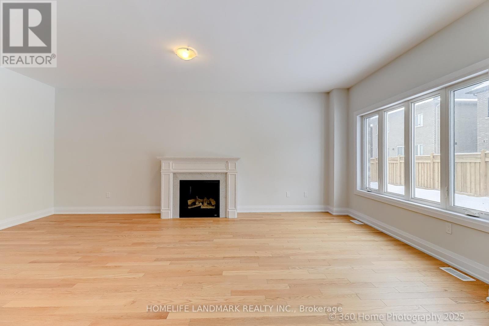 23 Aida Place, Richmond Hill, Ontario  L4E 1N3 - Photo 3 - N12636372