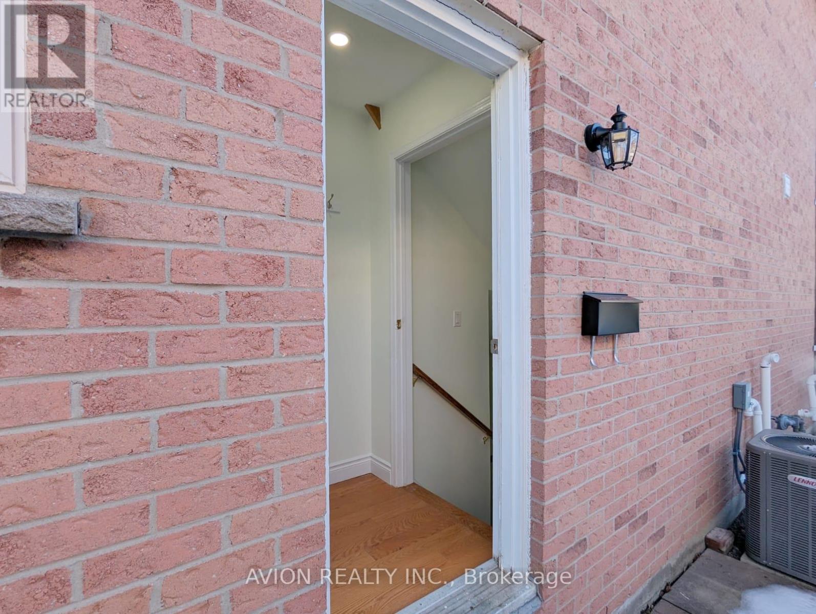 BSMT - 28 MICHENER CRESCENT, Markham, Ontario