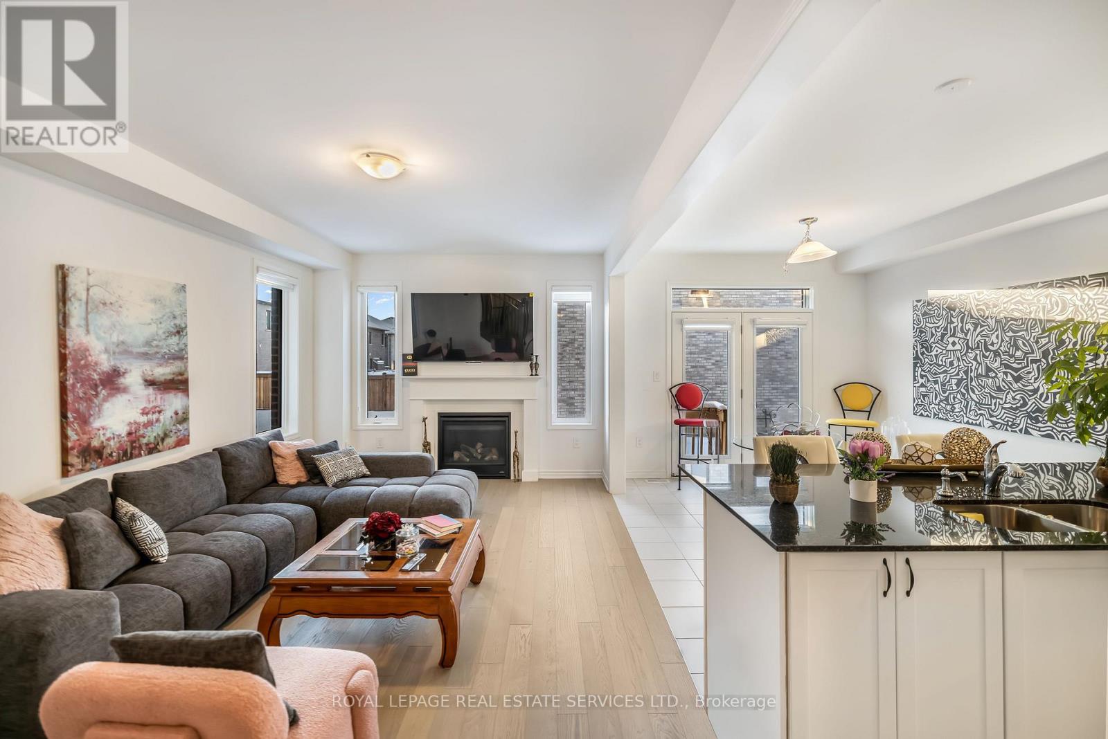 1558 Scarlett Trail, Pickering, Ontario  L1X 0N9 - Photo 2 - E12635010