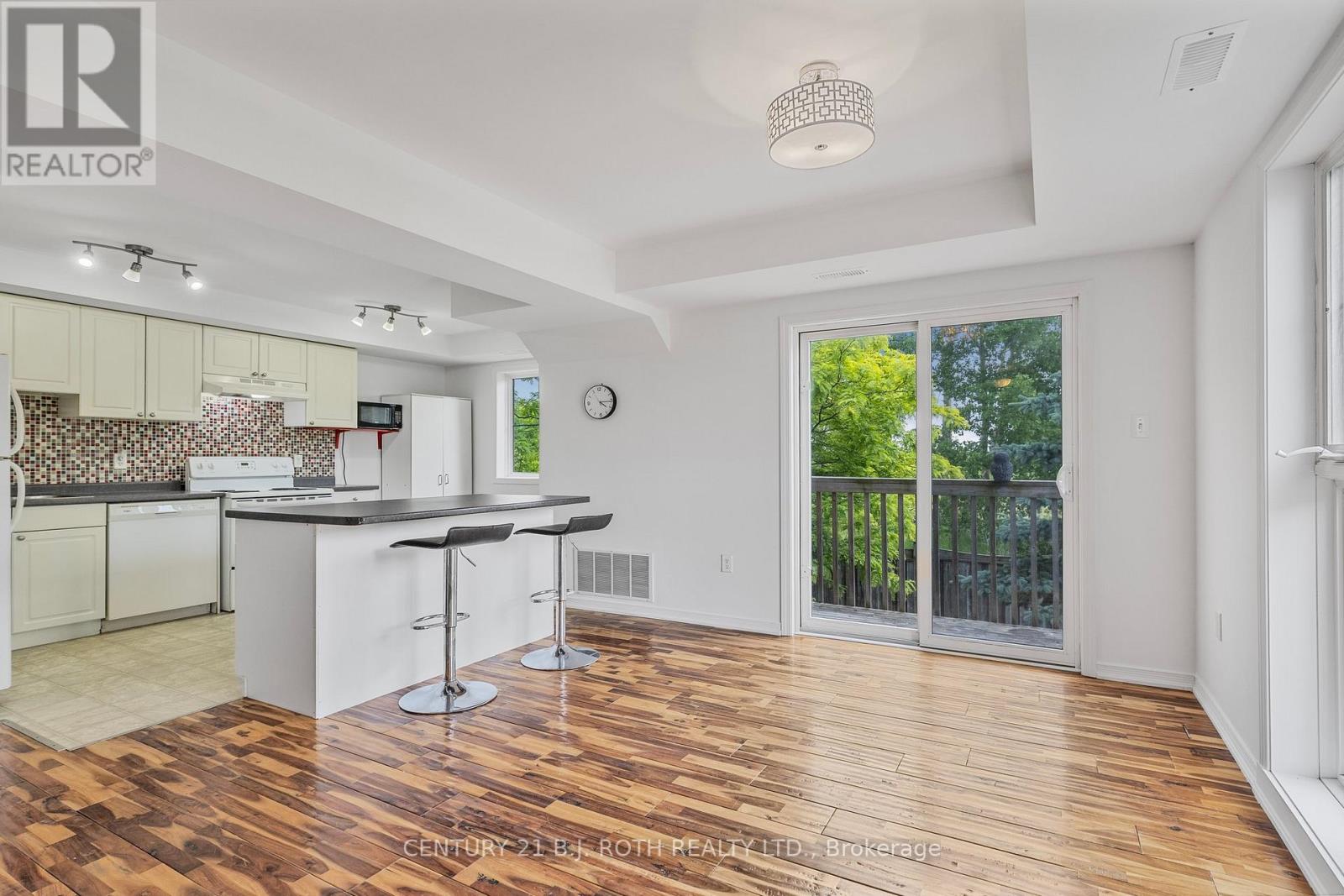 7 - 13 Cheltenham Road, Barrie, Ontario  L4M 0E7 - Photo 7 - S12636426