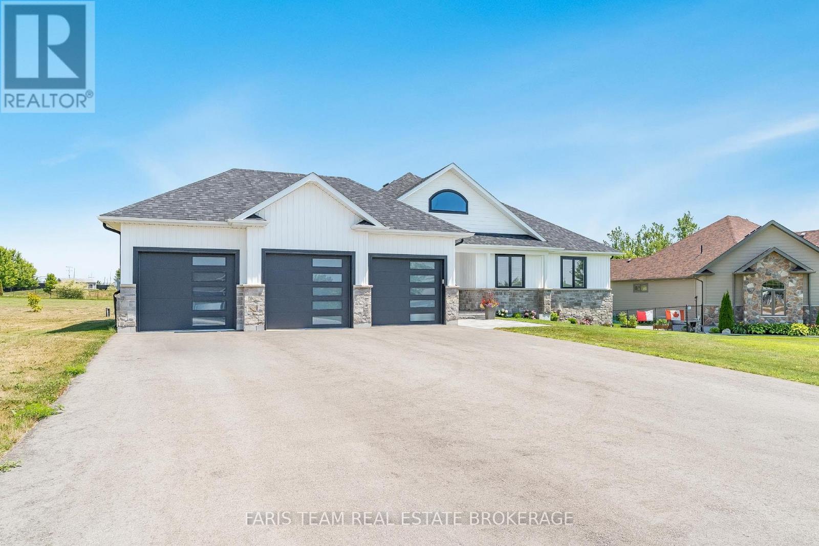 5 Breanna Boulevard, Oro-Medonte, Ontario  L3V 6H2 - Photo 6 - S12636432