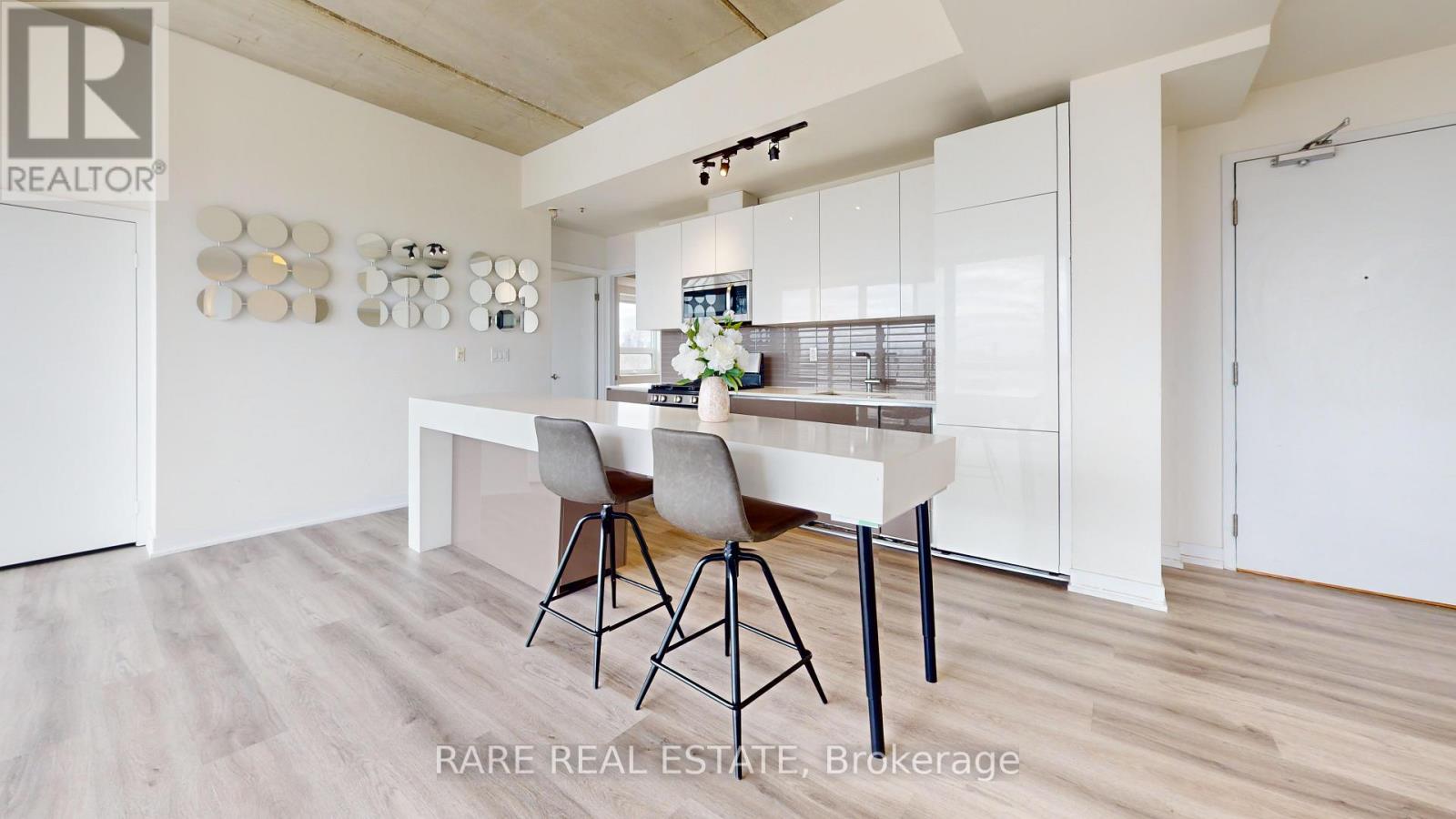 501 - 51 LADY BANK ROAD, Toronto, Ontario