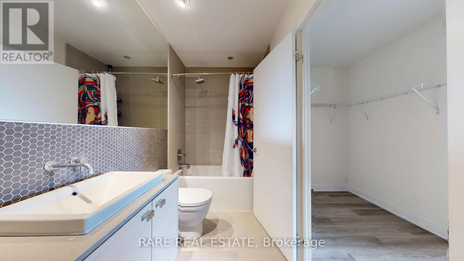 501 - 51 Lady Bank Road, Toronto, Ontario  M8Z 0C9 - Photo 16 - W12564322