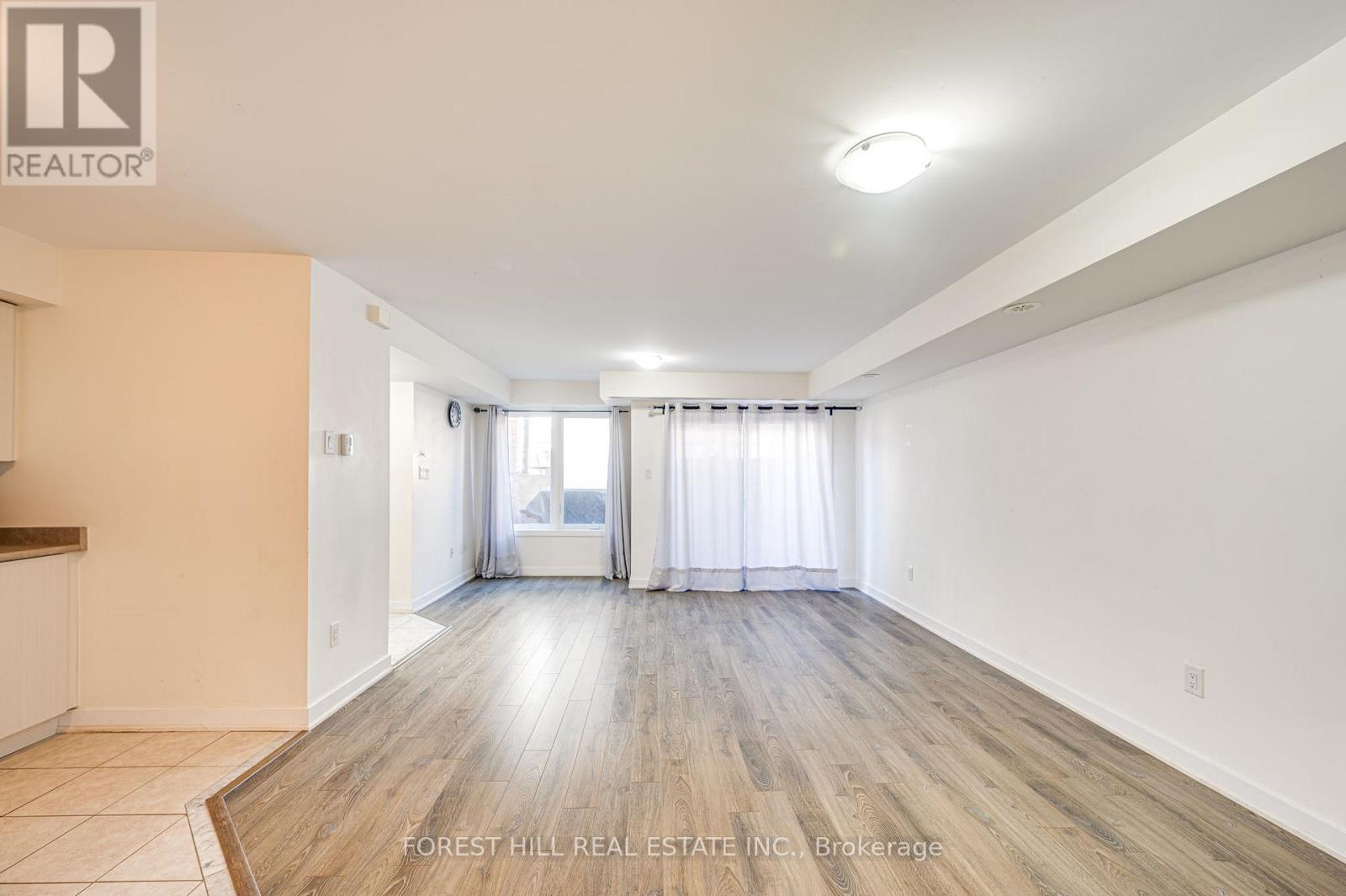85 - 100 Parrotta Drive, Toronto, Ontario  M9M 0B5 - Photo 20 - W12636324