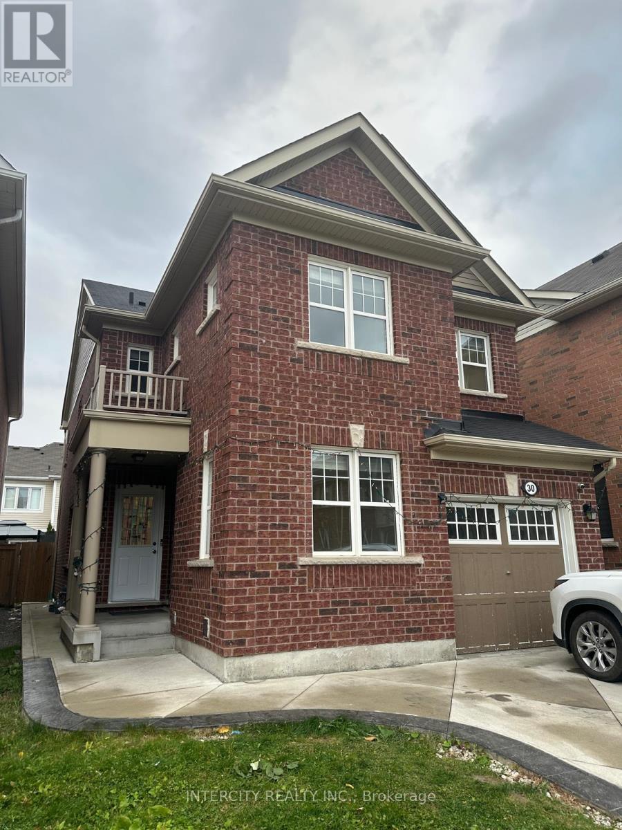 30 STEDFORD CRESCENT, Brampton, Ontario