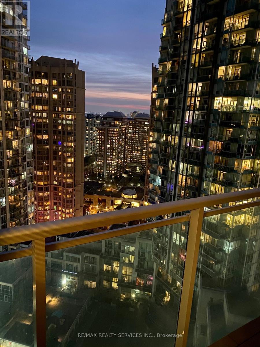 2506 - 220 Burnhamthorpe Road W, Mississauga, Ontario  L5B 4N4 - Photo 4 - W12636378