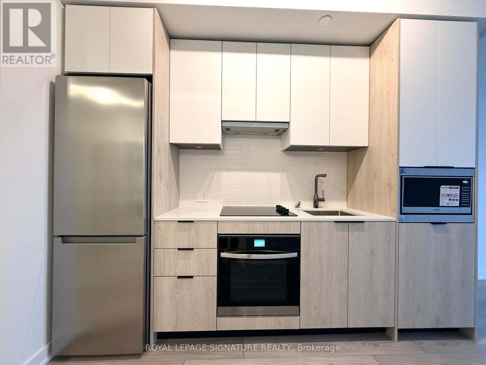 705 - 1007 The Queensway, Toronto, Ontario  M8Z 6C7 - Photo 6 - W12636408