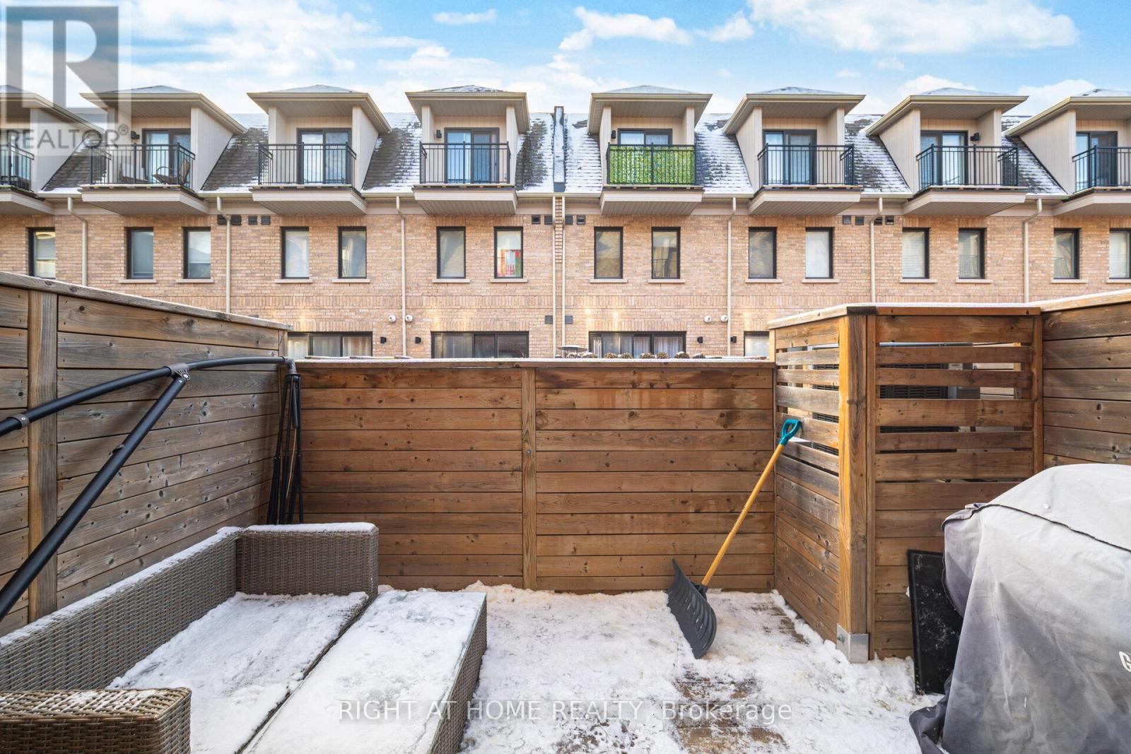 Unit 5 - 2160 Trafalgar Road W, Oakville, Ontario  L6H 7H2 - Photo 15 - W12636428