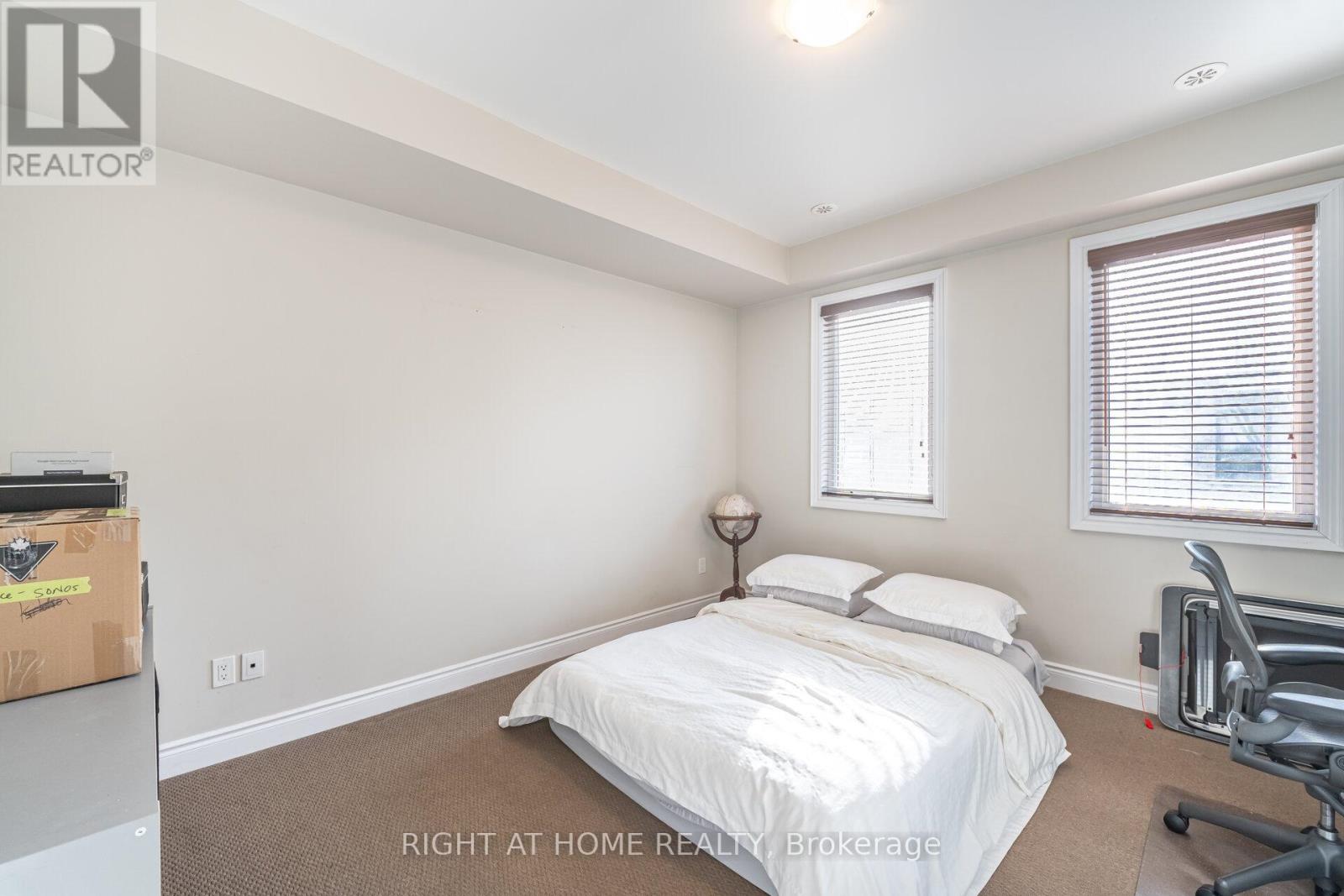 Unit 5 - 2160 Trafalgar Road W, Oakville, Ontario  L6H 7H2 - Photo 17 - W12636428