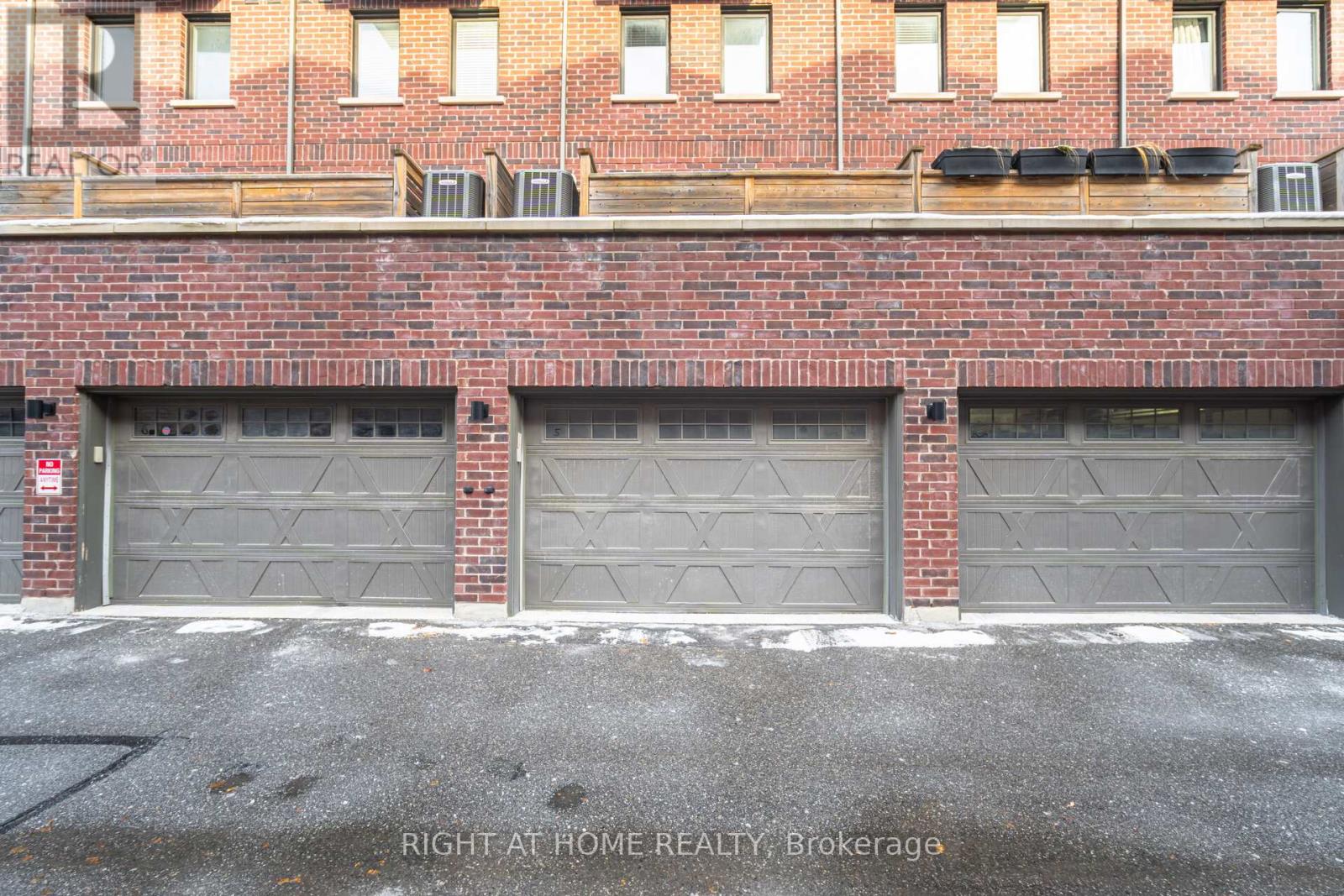 Unit 5 - 2160 Trafalgar Road W, Oakville, Ontario  L6H 7H2 - Photo 34 - W12636428