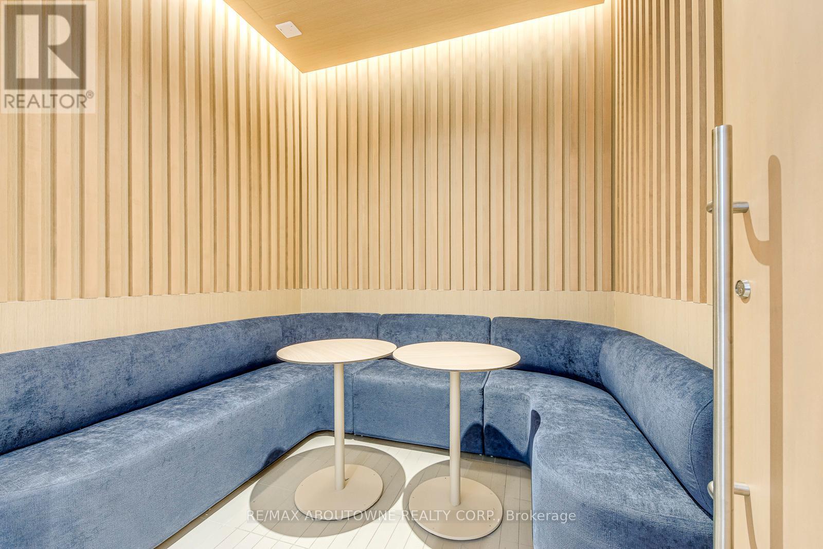 1106 - 395 Square One Drive, Mississauga, Ontario  L5B 0P6 - Photo 28 - W12636442